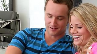 super hot threesome and a nice moan..