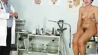 Unshaven housewife Eva visits gyno doc..